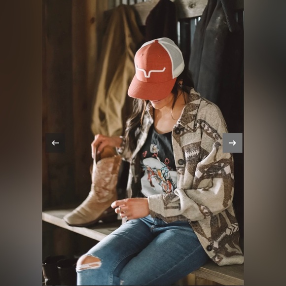 Aztec Shacket - Picture 5 of 6